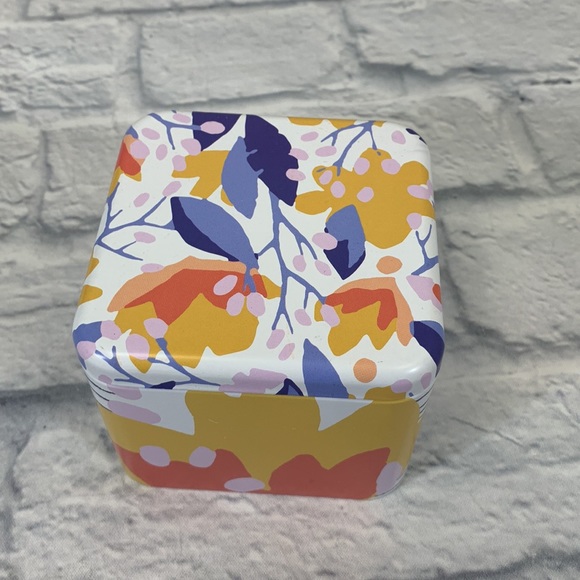 Fossil floral tin Square shape with lid - Picture 2 of 9